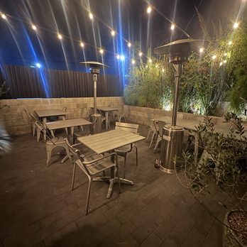 The Manchester - Patio - Cocktail Bars Near Me - Los Angeles, California