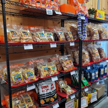 Hawaiian Chip Company - Interior - Specialty Food Near Me - Honolulu, Hawaii Hawaiian Chip Company - Interior - Specialty Food Near Me - Honolulu, Hawaii