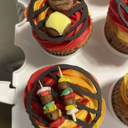 For Heavens Cakes - BBQ Cookout Cupcakes