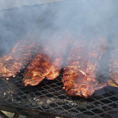 GQ's Bar B Que by null