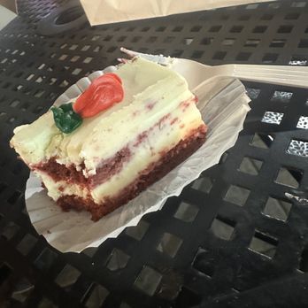 Spiga Bakery - Red velvet - Bakeries Near Me - Bellmore, New York