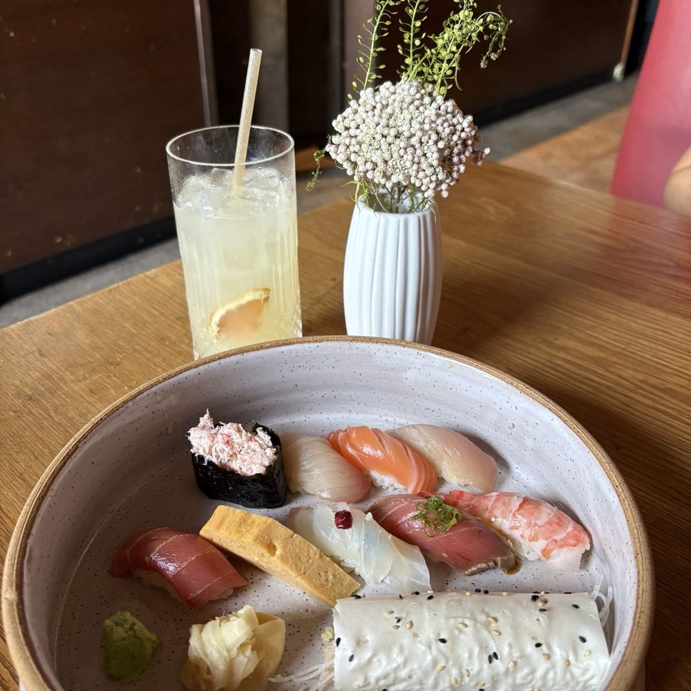 Ozumo - Nigiri - Sushi Bars Near Me - San Francisco, California Ozumo - Nigiri - Sushi Bars Near Me - San Francisco, California