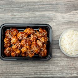 Mandarin Kitchen - 049 Sesame Chicken
