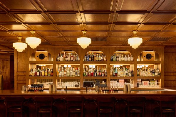 Bar Benjamin by null