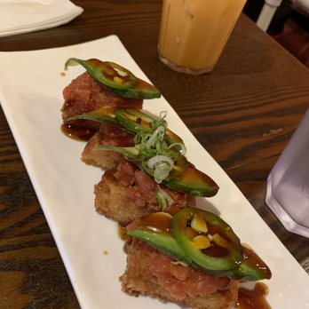 Mon Roll House - Japanese Near Me - Santa Monica, California