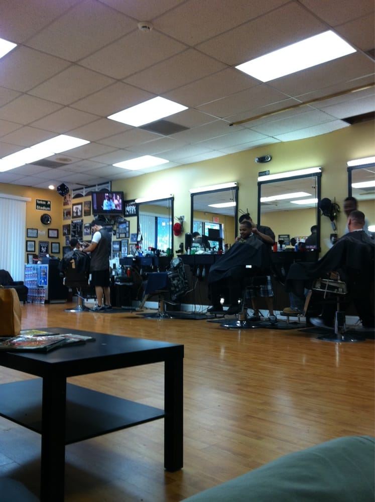 MOS BARBER SHOP Updated October 2024 10 Reviews 777 Washington Rd