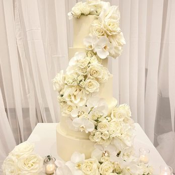 Sugar Lab Bake Shop - Best wedding cake ever! 5 different flavor and frosting combinations!!! - Bakeries Near Me - Ventura, California Sugar Lab Bake Shop - Best wedding cake ever! 5 different flavor and frosting combinations!!! - Bakeries Near Me - Ventura, California