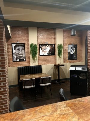 Krave Restaurant & Lounge by null