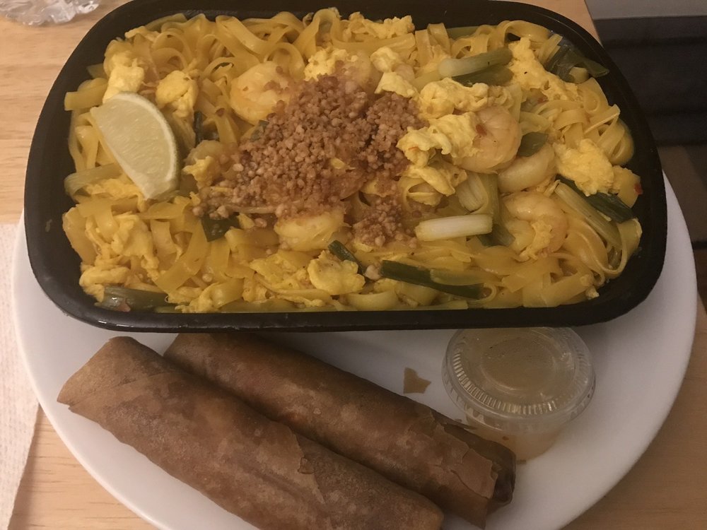 THAI VILLAGE RESTAURANT 34 Photos & 62 Reviews 400 S Washington Sq