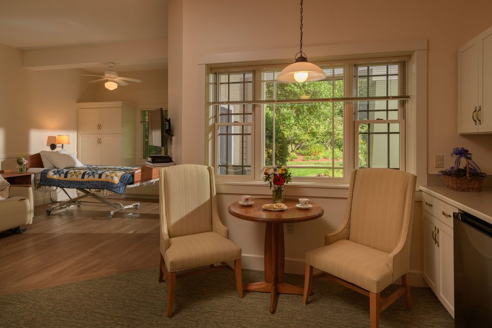COMMUNITY HOSPICE HOUSE 10 Photos Hospice 210 Naticook Rd