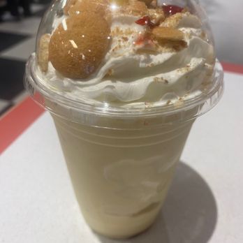 Chill...The Milkshake Bar - The Banana Cream shake - Ice Cream & Frozen Yogurt Near Me - Spring, Texas