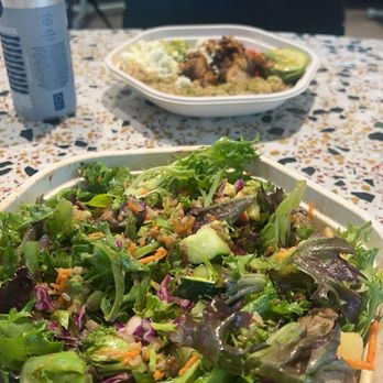 sweetgreen - Healthy Salads, Wraps, and Bowls - bowl & plate - Salad Near Me - The Woodlands, Texas