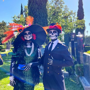 Dia de Los Muertos - LOVE the people who put so much effort and care so much about their appearance. - Festivals Near Me - Hollywood, California Dia de Los Muertos - LOVE the people who put so much effort and care so much about their appearance. - Festivals Near Me - Hollywood, California