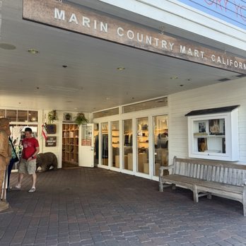 Marin Country Mart - Shopping Centers Near Me - Larkspur, California Marin Country Mart - Shopping Centers Near Me - Larkspur, California