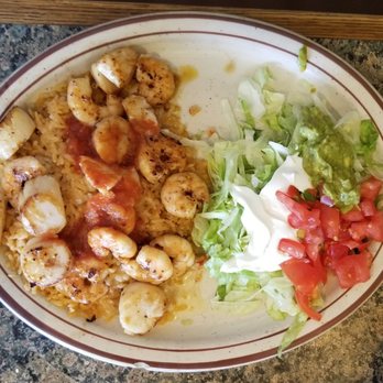 Fiesta Mexicana North Raleigh - Mariscos con arroz - Mexican Near Me - Raleigh, North Carolina Fiesta Mexicana North Raleigh - Mariscos con arroz - Mexican Near Me - Raleigh, North Carolina
