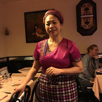 Lac Hong - Owner and Chef Co Tuyet - Vietnamese Near Me - Paris, 75 Lac Hong - Owner and Chef Co Tuyet - Vietnamese Near Me - Paris, 75