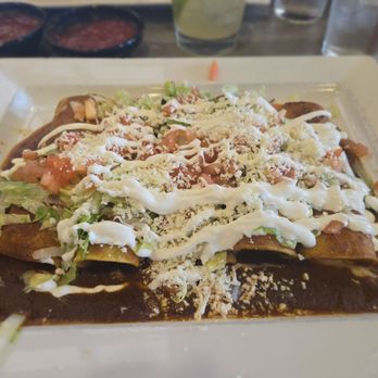 Mecate mexican restaurant - 5 enchiladas - Mexican Near Me - Rochester, New York
