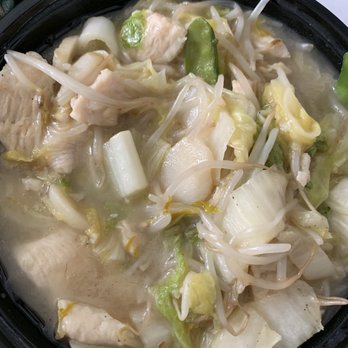 Eat First - Chicken Chow Mein - Chinese Near Me - Chicago, Illinois