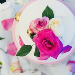 Cake It By Da Da - Rose Cake