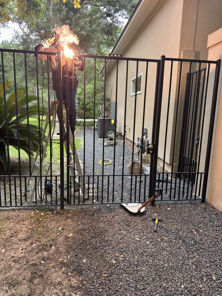 Slide of First Choice Roofing and Services