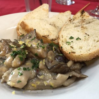 Eclipse di Luna - Buckhead - Mushroom Toast - Tapas Bars Near Me - Atlanta, Georgia Eclipse di Luna - Buckhead - Mushroom Toast - Tapas Bars Near Me - Atlanta, Georgia