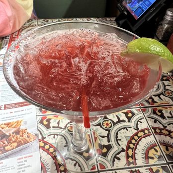 Chili's - Patrón Blackberry Margarita, strong drink! - Bars Near Me - Waukesha, Wisconsin Chili's - Patrón Blackberry Margarita, strong drink! - Bars Near Me - Waukesha, Wisconsin