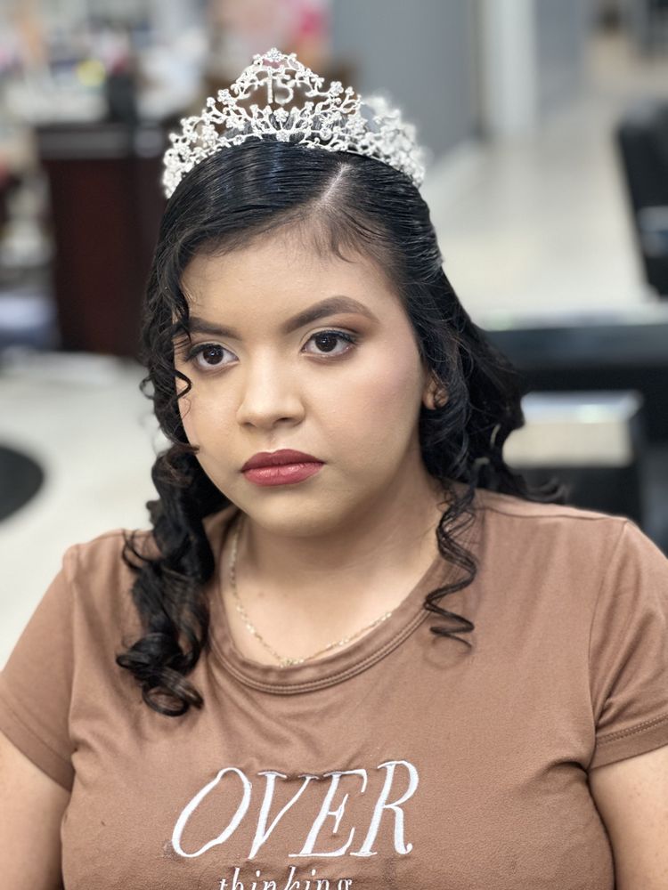 CECILIA’S SALON DOMINICAN STYLE Updated September 2024 Request an