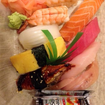 Yo Sushi - Shoyu Packs with my Sushi...nasty! - Sushi Bars Near Me - Vallejo, California