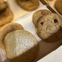 Lemon sugar, snickerdoodle, chocolate m&m, chocolate chip