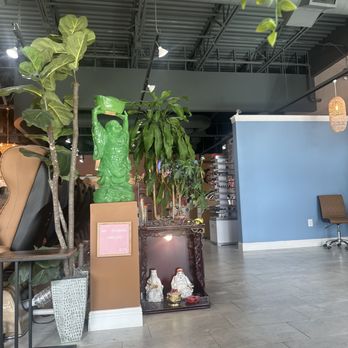 V&V Wellness And Spa - Decor - Skin Care Near Me - Orlando, Florida