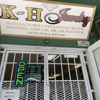 KH Jewelry - Outside - Jewelry Repair Near Me - Honolulu, Hawaii KH Jewelry - Outside - Jewelry Repair Near Me - Honolulu, Hawaii