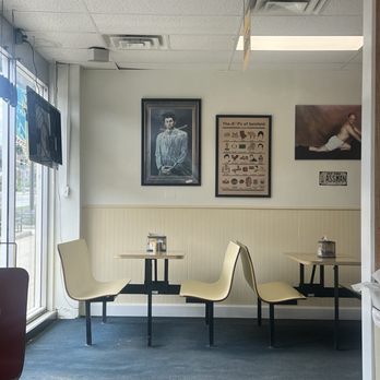 Hansen's Manhattan Deli - Delis Near Me - Des Moines, Iowa
