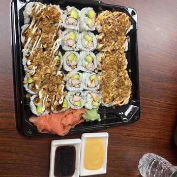 Sushitobox - 30 pc . Family crunch - Sushi Bars Near Me - NEWARK, New Jersey