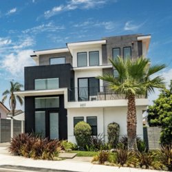 Heidi Ibrahim - Tropic Shores realty - Waterfront Luxury