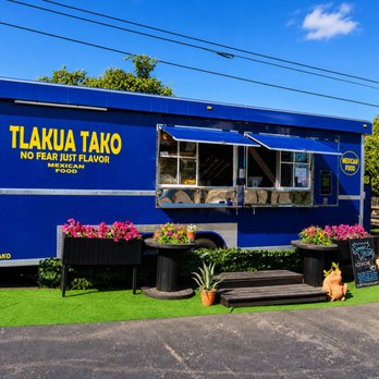 Tlakua Tako - Food Trucks Near Me - Austin, Texas Tlakua Tako - Food Trucks Near Me - Austin, Texas