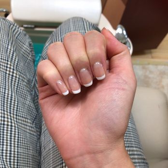 Ongles Pro - French nails - Nail Salons Near Me - Montreal, Quebec
