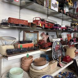 Union City Antiques Mall - Toys!