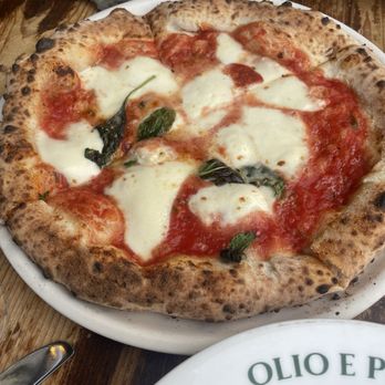 Olio e Più - Margherita Pizzetta - Pizza Near Me - New York, New York Olio e Più - Margherita Pizzetta - Pizza Near Me - New York, New York
