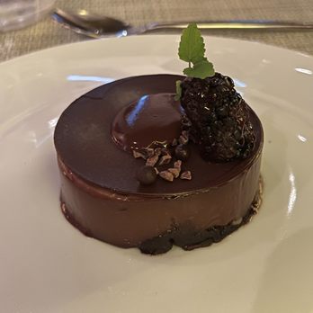 Marmalade - choco l-8 dessert - Caribbean Near Me - San Juan, Puerto Rico