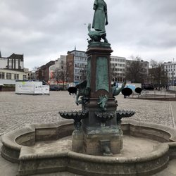 Gänselieselbrunnen