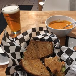Tomato Basil Soup