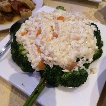 Lotus Vegetarian Restaurant - Crab and egg imitation. This one was okay. But a bit blend after the salty dishes - Vegetarian Near Me - Scarborough, Ontario Lotus Vegetarian Restaurant - Crab and egg imitation. This one was okay. But a bit blend after the salty dishes - Vegetarian Near Me - Scarborough, Ontario