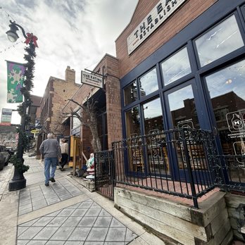 The Eating Establishment - American Near Me - Park City, Utah