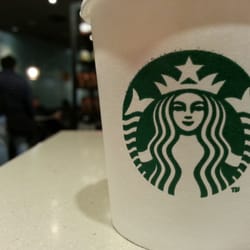 Starbucks - Chocolate cortesia