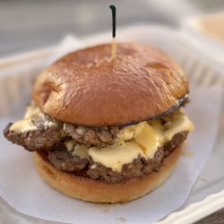 Hoopiilani Food Truck Park - Double Smashed W/ Cheese