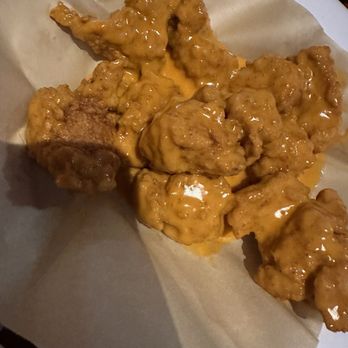 Hooters - American Near Me - Ontario, California