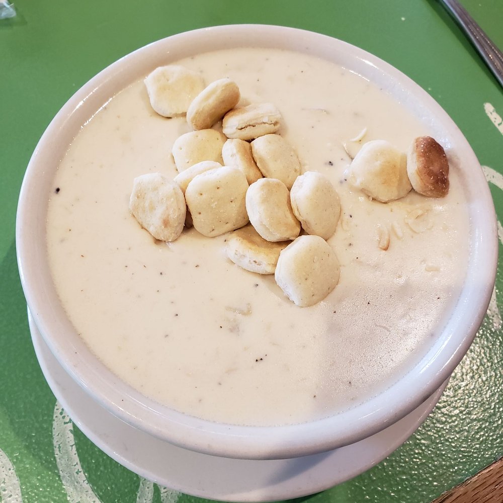 Williamsburg Snack Bar - Sandwiches Near Me - Haydenville, Massachusetts