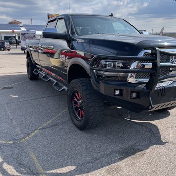 Discount Motors - Car Dealers Near Me - Pueblo, Colorado