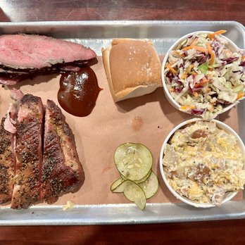 Smokehouse 41 - Barbeque Near Me - Oakhurst, California Smokehouse 41 - Barbeque Near Me - Oakhurst, California
