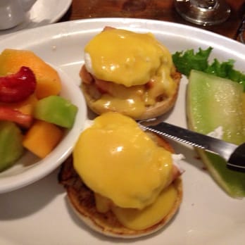 Rusty Pelican Cafe - Smoked salmon Benedict - Cafes Near Me - Edmonds, Washington Rusty Pelican Cafe - Smoked salmon Benedict - Cafes Near Me - Edmonds, Washington
